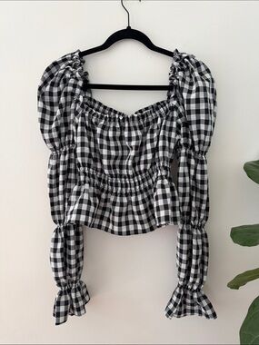 Gingham Puff Sleeve Top